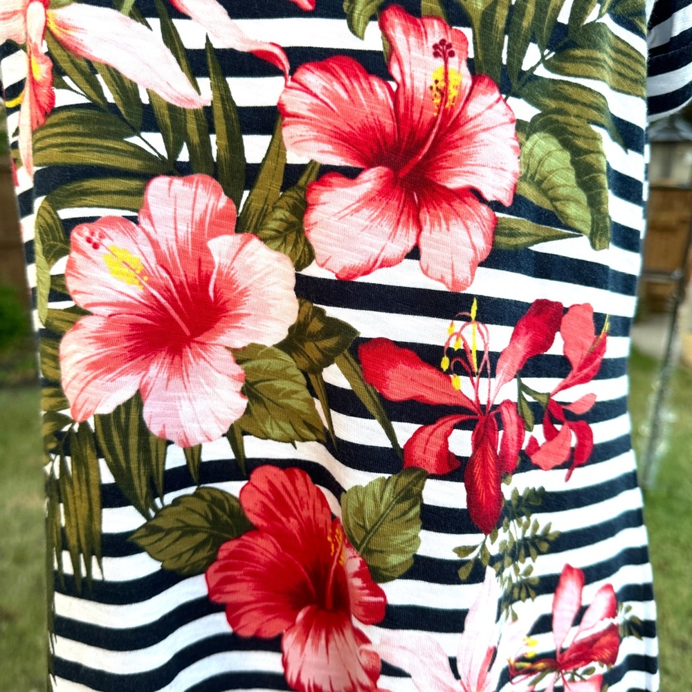 π Tommy Bahama Navy & White Striped Floral Dress - Picture 10 of 10